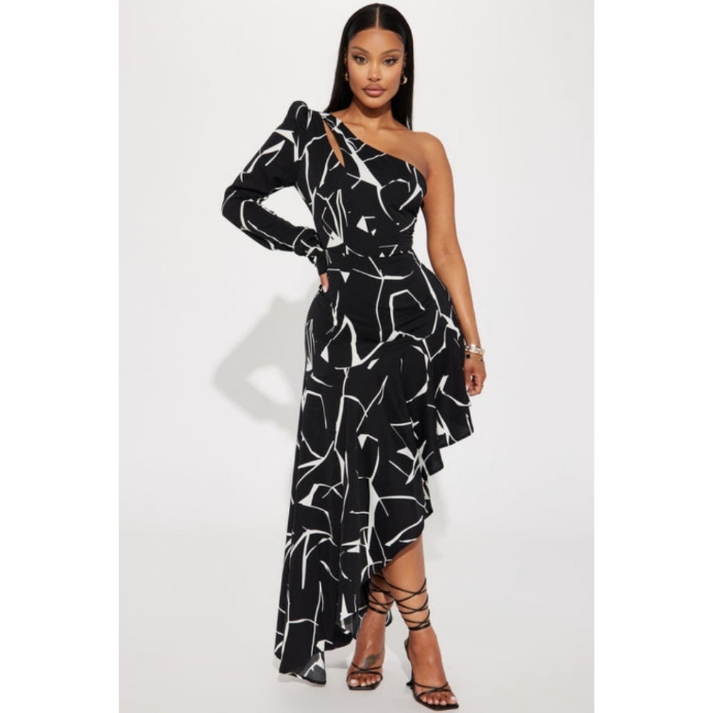 Fashiom Nova Black And White One Shoulder Maxi Dress 3x